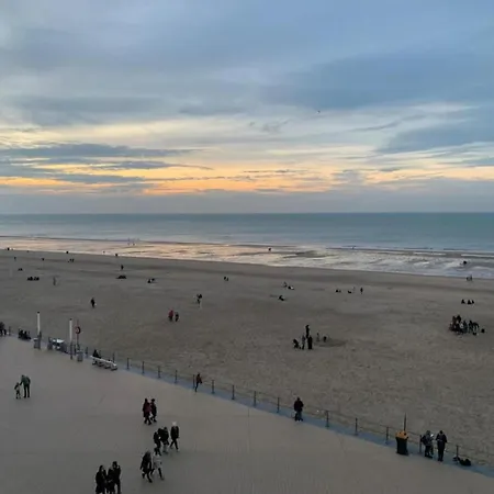 In Belgium With Sea Views Apartament *