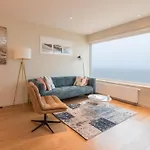 In Belgium With Sea Views Апартаменти
