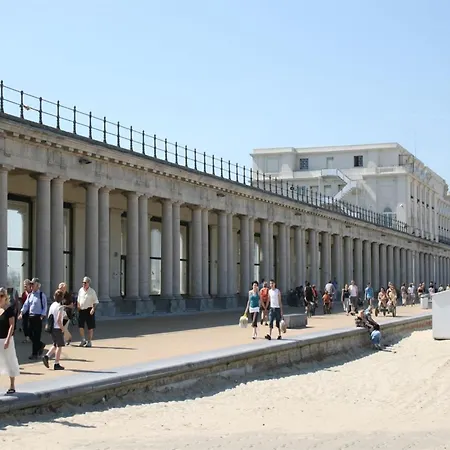 Апартаменти In Belgium With Sea Views Остенде