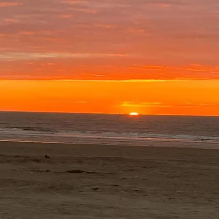 In Belgium With Sea Views Appartamento *